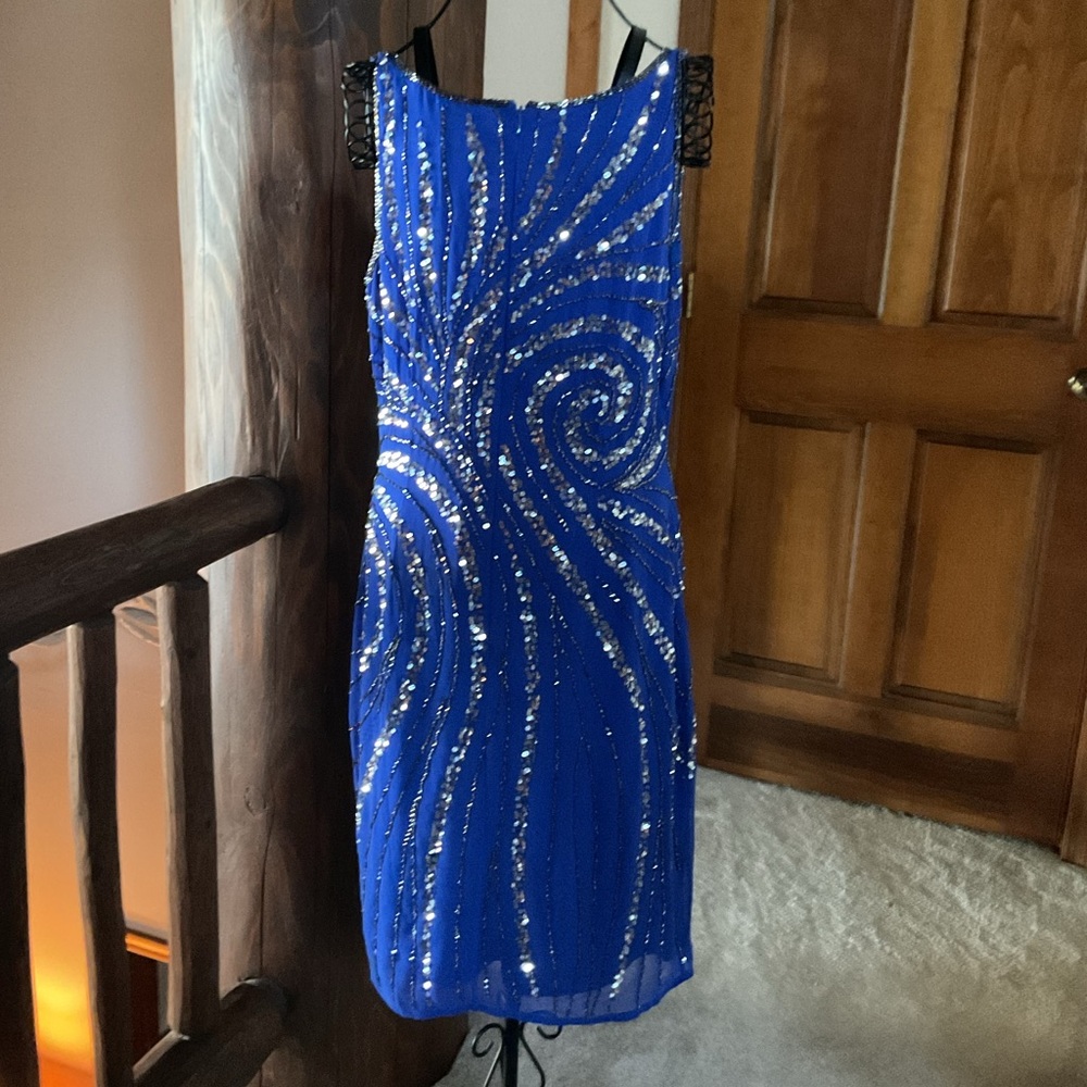 Hailey Logan by Adrianna Papell Beaded Dress, 6 - Picture 5 of 8